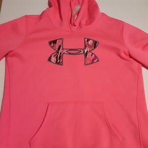 Under Armour Women's Pink Camo Cold Gear Hooded Sweatshirt Size M
